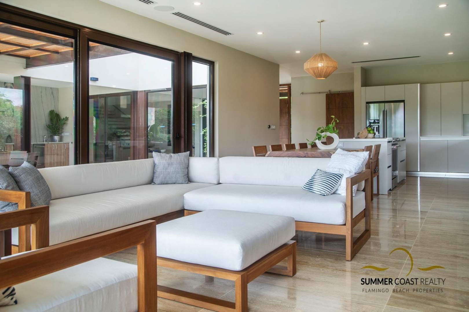 P6803-29619123d7bd0389e648c84e1ee63900