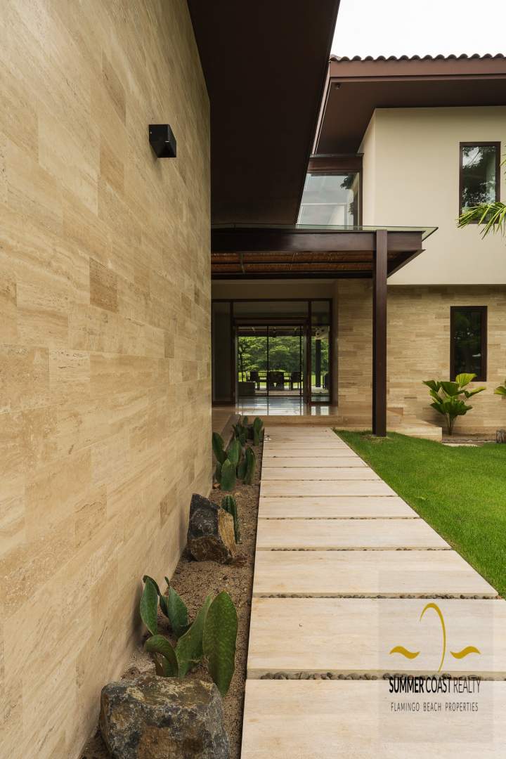 P6803-3dba46a04d0e64e36878a91a8d98b34d