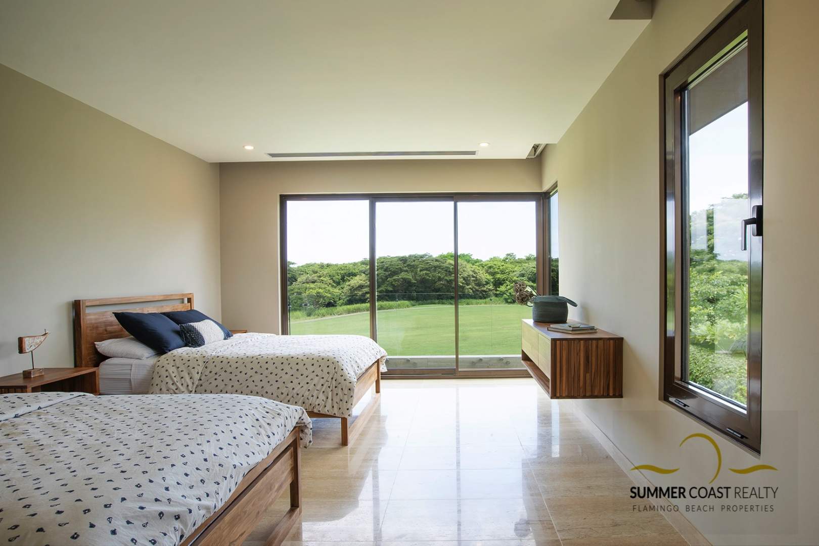 P6803-83230c85db55409cf31ef23877a51c84