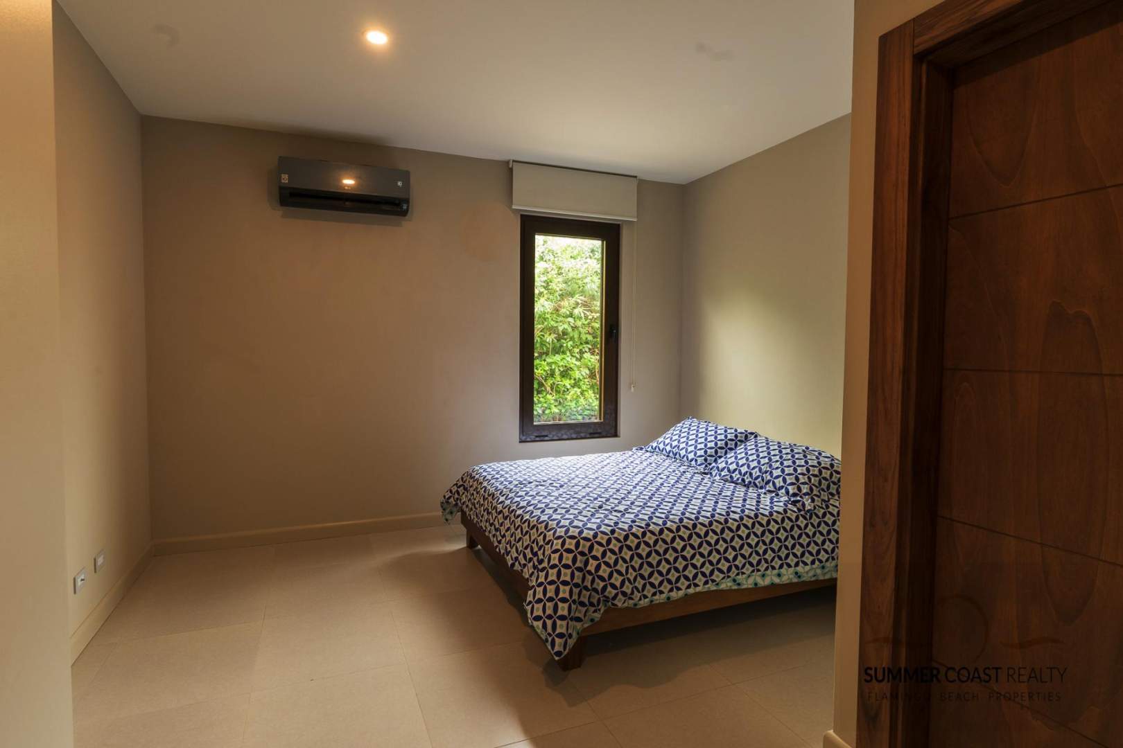 P6803-bec81fa84aa20c544085afd5b39097d4