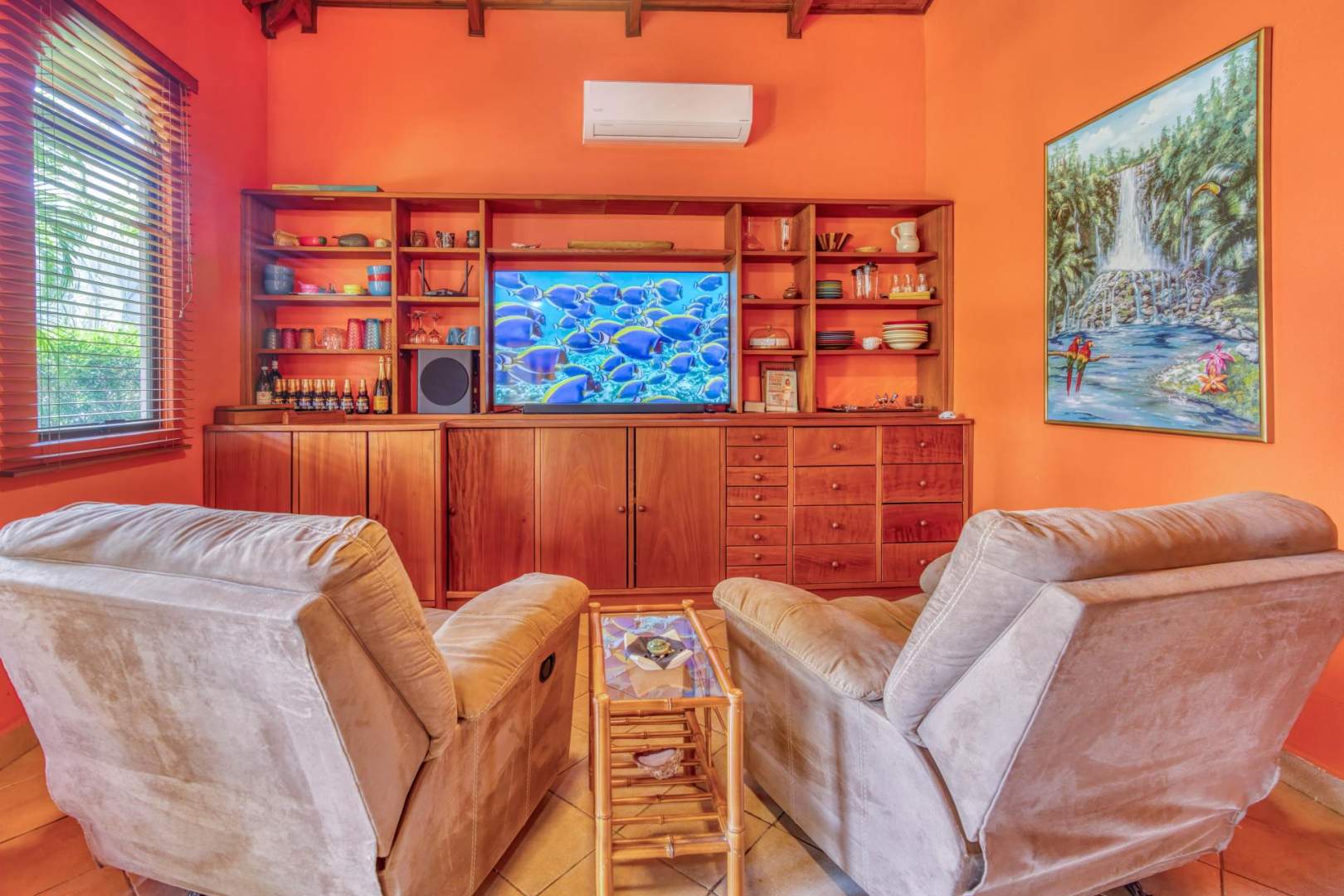 P7270-9f9903461657618c40c11346062d3183