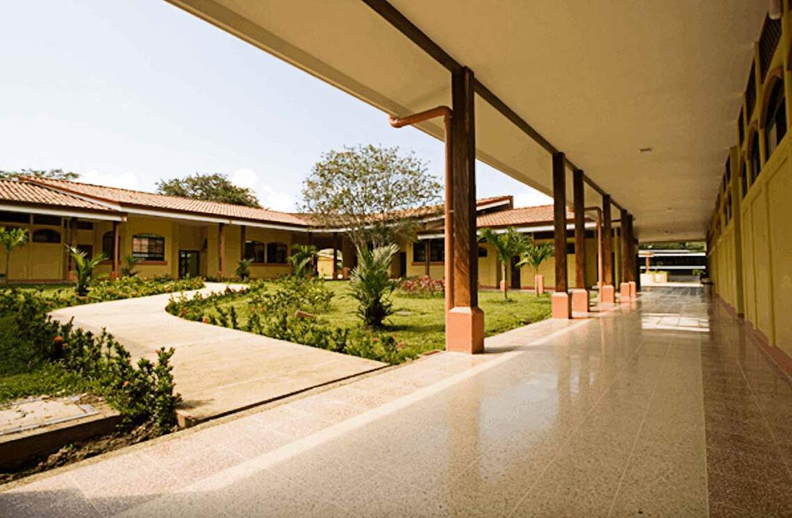 schools in guanancaste