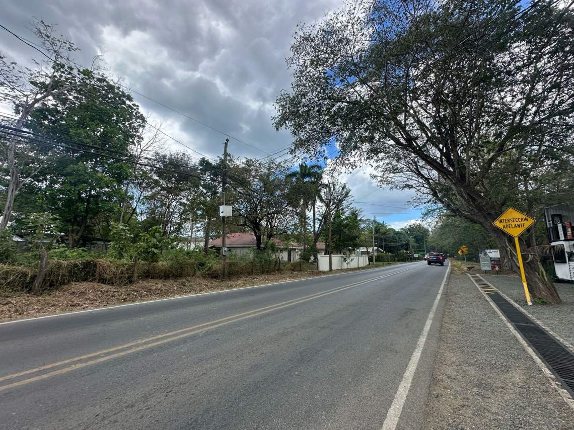 SUMMER COAST REALTY -LOTE COMERCIAL EN RECTA DE LA MURALLA 3